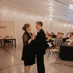 Meet your Posher, Robin